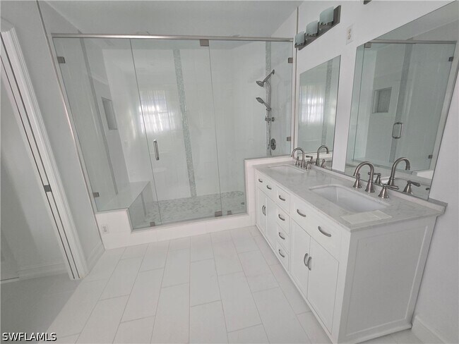 Building Photo - 9175 Michael Cir
