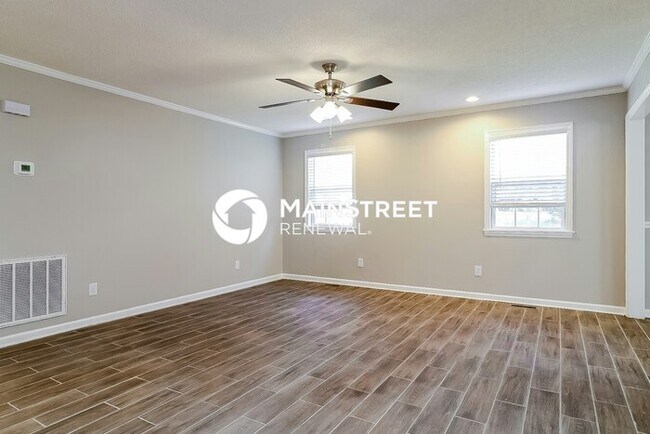Building Photo - 4 Bedroom Pet-Friendly Home in RALEIGH, NC with Main Street Renewal