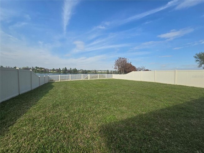 Building Photo - 2274 Geneva Dr