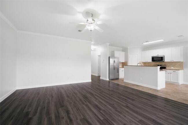 Building Photo - 111 Colthorpe Ln
