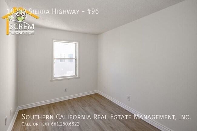 Building Photo - 18209 Sierra Hwy