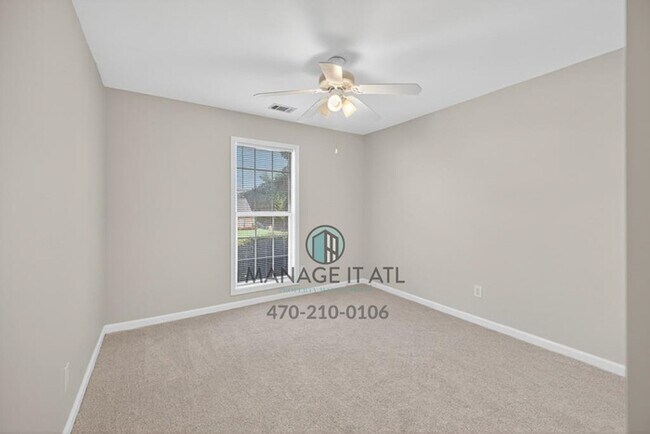 Building Photo - Meticulously maintained 3 Bedroom ranch ho...