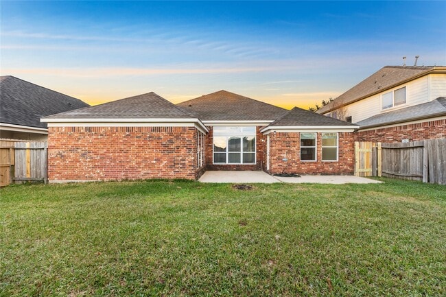 Building Photo - 15410 Redbud Dale Ct