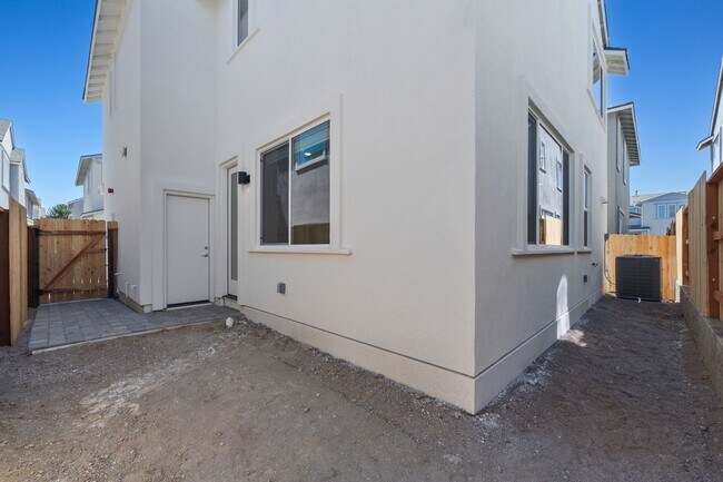 Building Photo - 465 Prosecco Wy