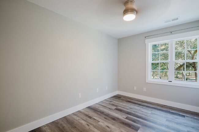 Building Photo - Secluded Four Bedroom Home on Seven Acres in Midway Farms!