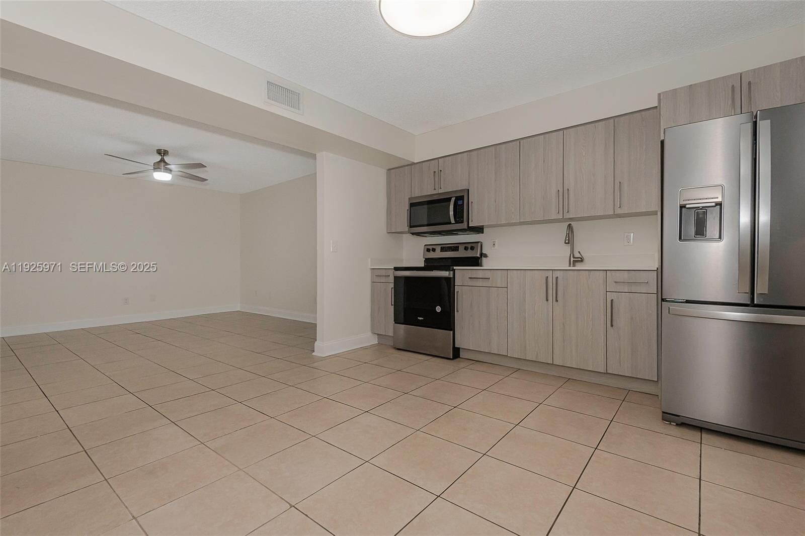 Building Photo - 1771 W 58th St