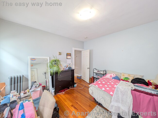 Building Photo - 41 Belknap St