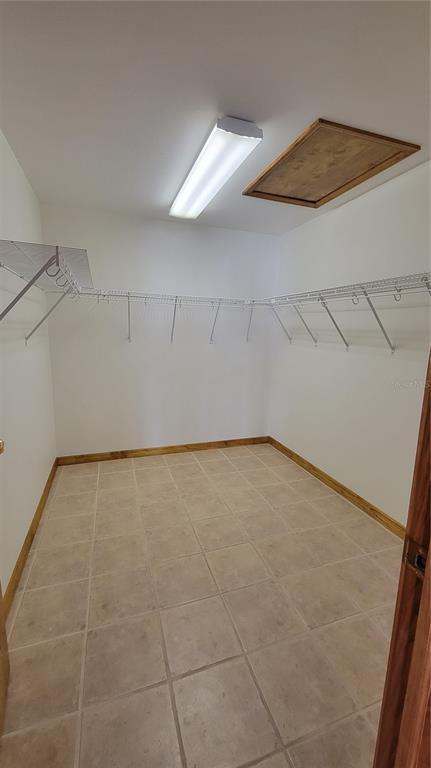 Building Photo - 5847 Venisota Rd