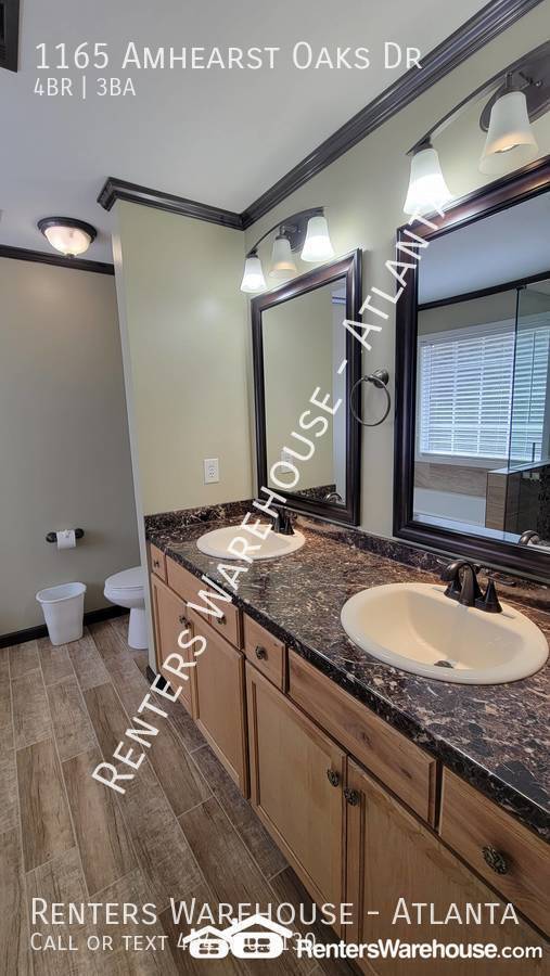 Building Photo - 1165 Amhearst Oaks Dr