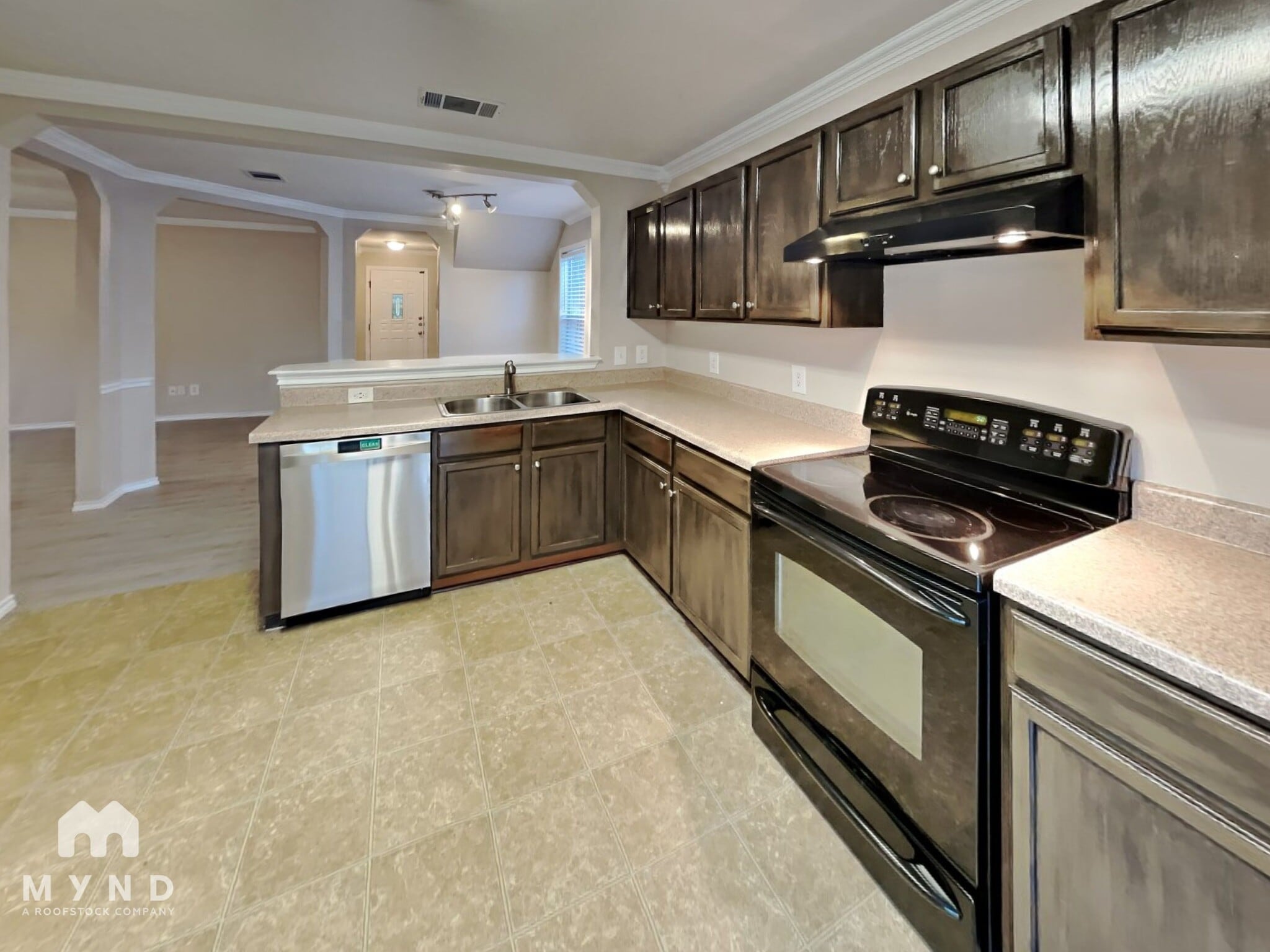 Building Photo - 5644 Brougham Way