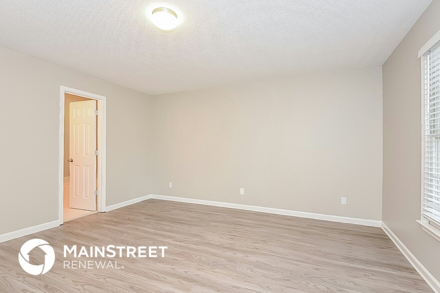 Building Photo - 19 Widgeon Way SW