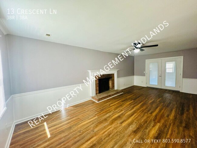Building Photo - 13 Crescent Ln