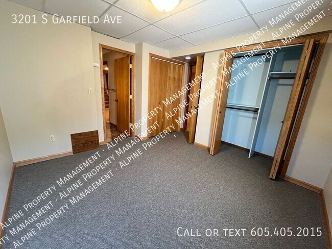 Building Photo - 3201 S Garfield Ave