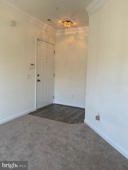 Building Photo - 4120 Vanderbilt Ct