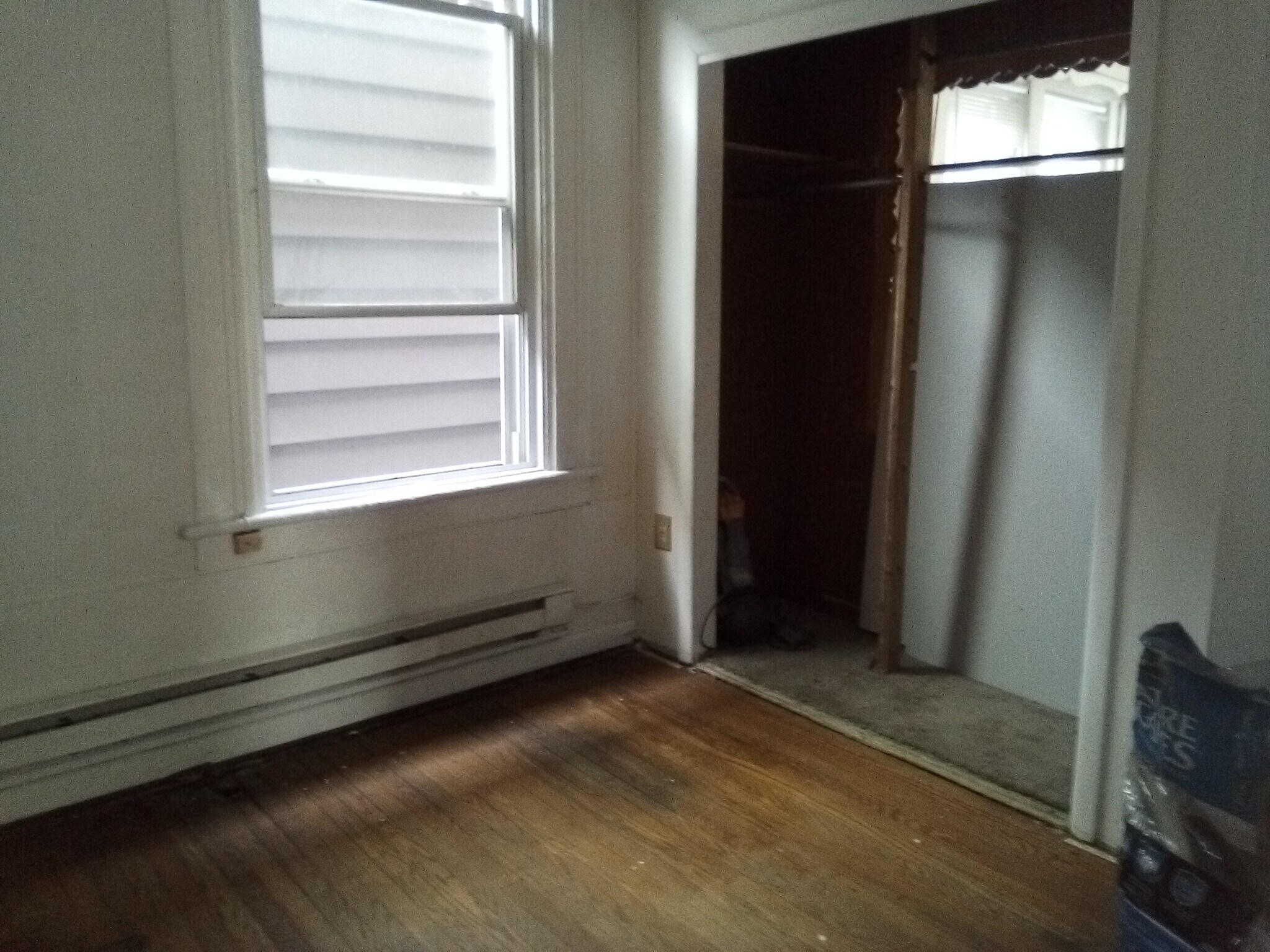 Building Photo - 153 Main St