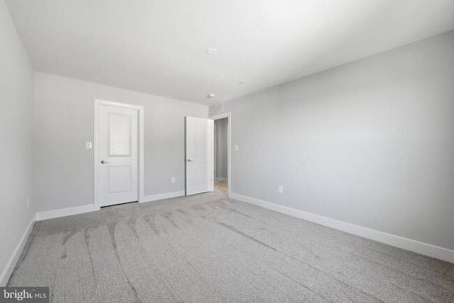 Building Photo - 43976 Vaira Terrace