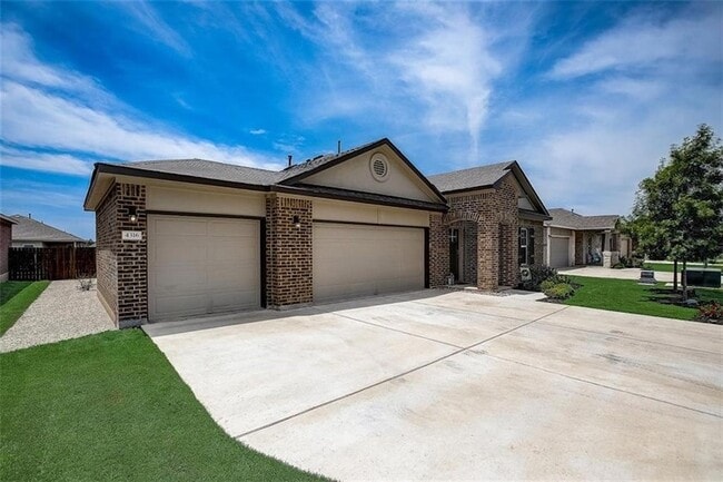 Building Photo - 4316 Rockbrook Farms Ln