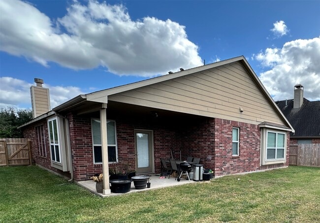 Building Photo - 5907 Turkey Creek