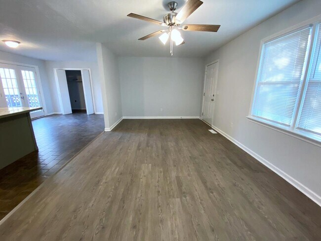 Building Photo - 2964 Dye Ford Rd