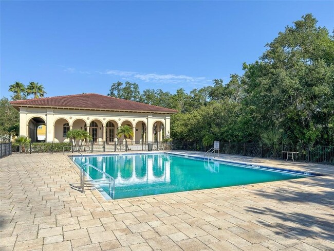 Building Photo - 956 Sombra St