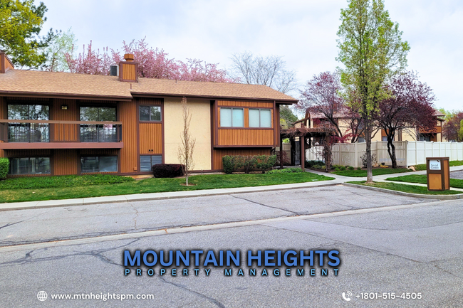 Building Photo - 6841 Countrywoods Cir