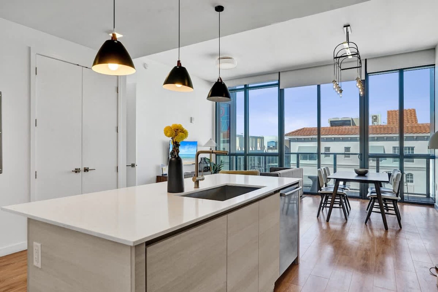 Building Photo - 1220 17th St