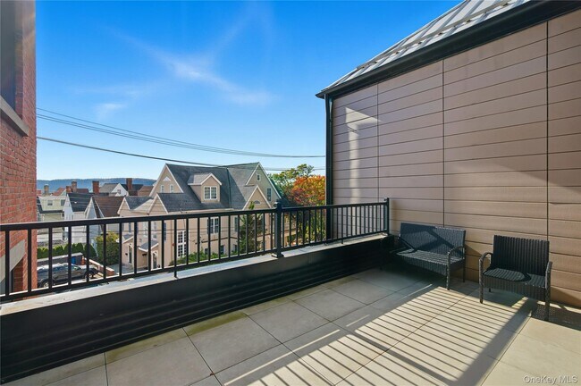 Building Photo - 50 Chestnut St