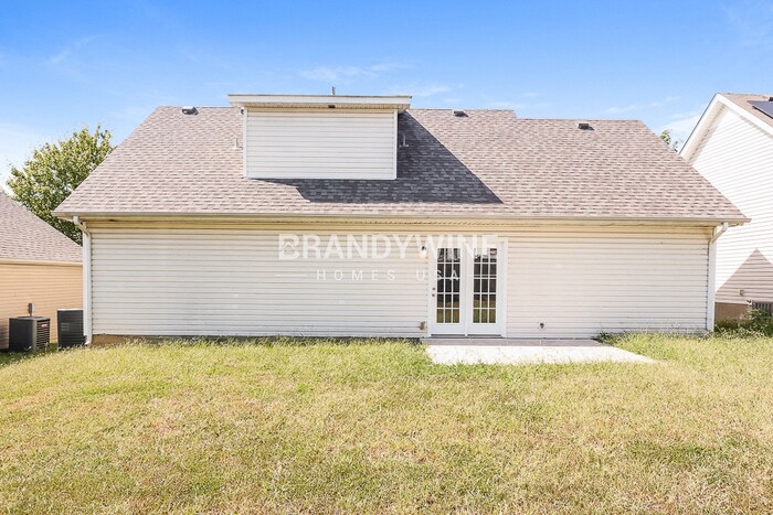 Building Photo - 701 Holland Ridge Dr