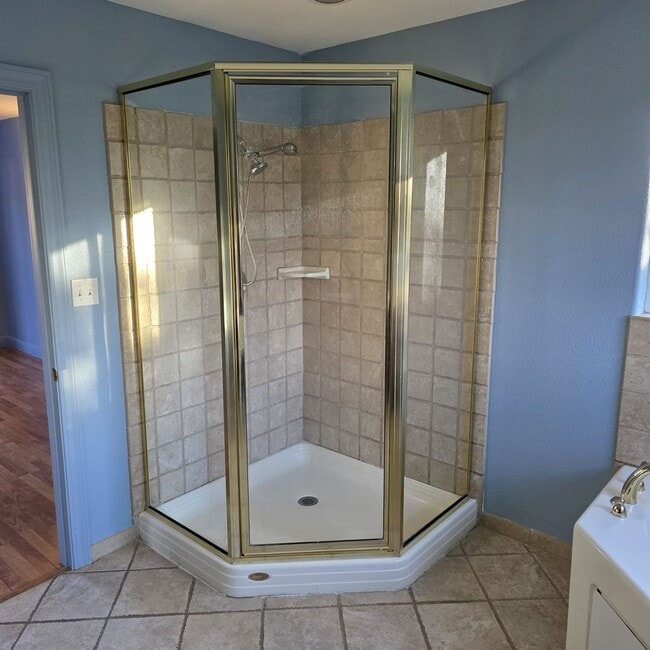 Building Photo - Updated 1-Bedroom Home in Concord – Utilit...