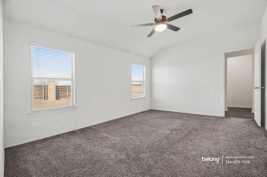 Building Photo - 815 Ranahan Ln