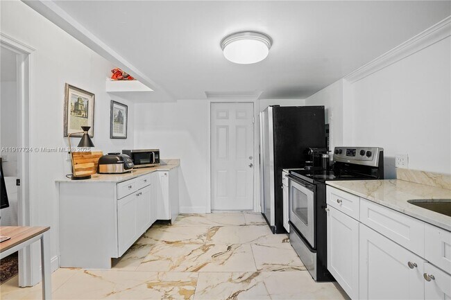 Building Photo - 1625 Daytonia Rd