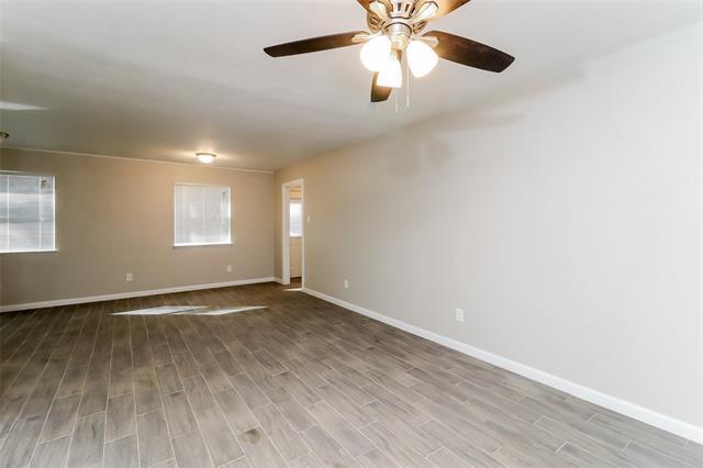 Building Photo - 1103 Johns Dr