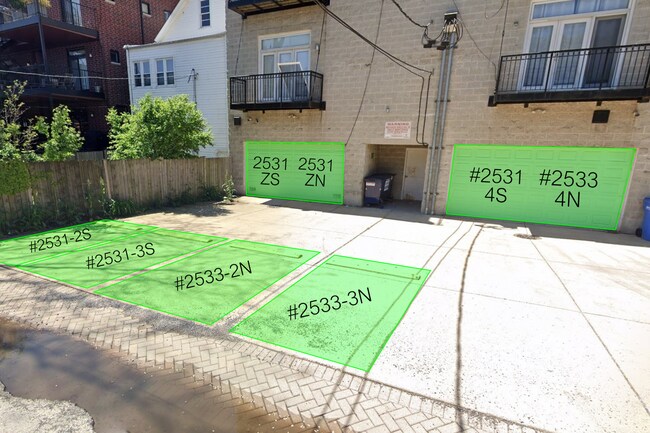 Building Photo - 2539 N Southport Ave