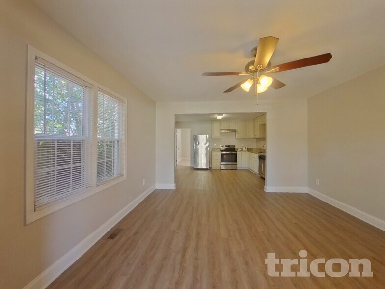 Building Photo - 715 West Blvd