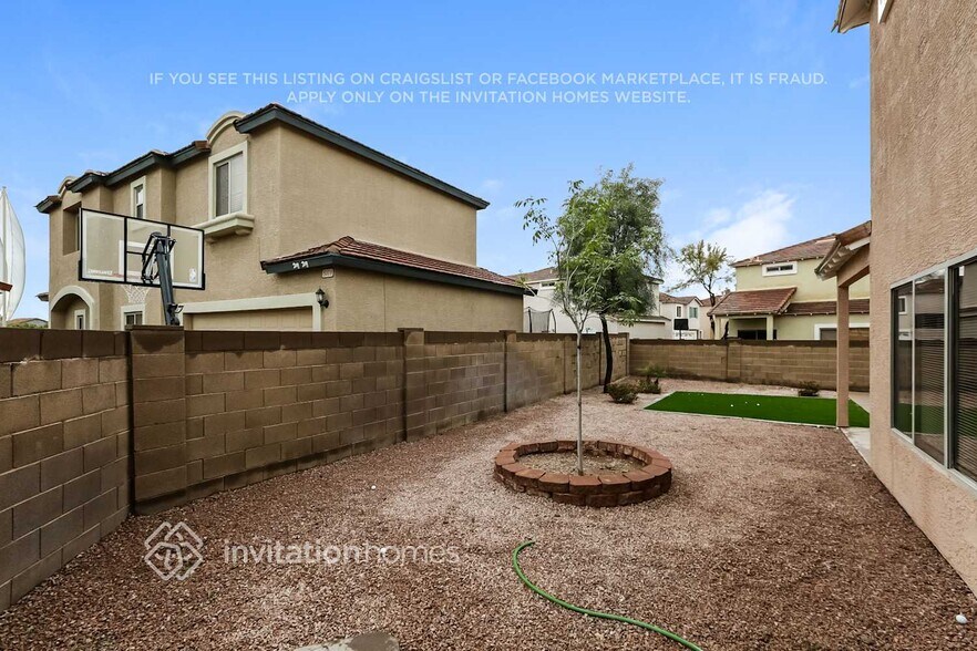 Building Photo - 1500 S Boulder St