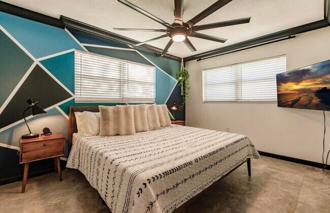 Building Photo - 1605 N N St