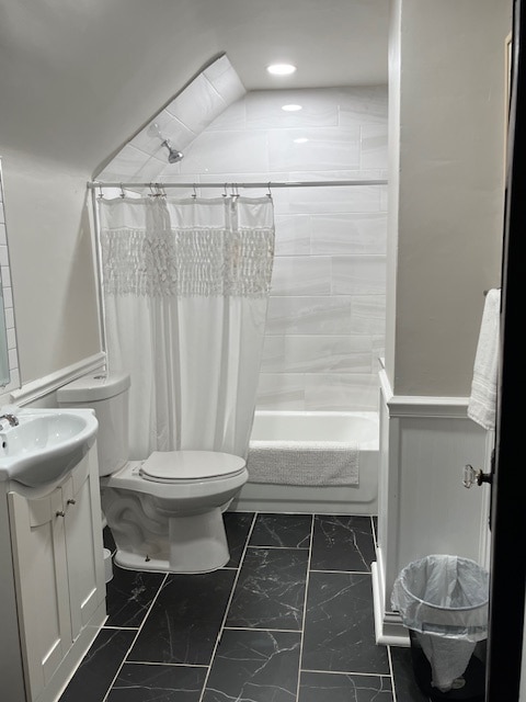 Building Photo - 1409 SW Plass Ave