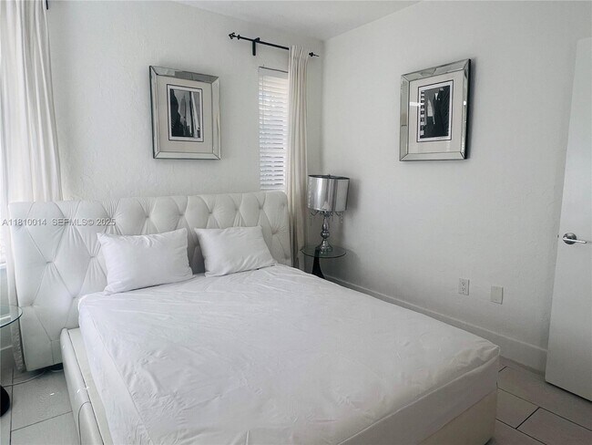 Building Photo - 1335 Pennsylvania Ave