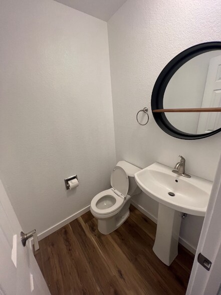 Building Photo - 9031 Zephyr Ct