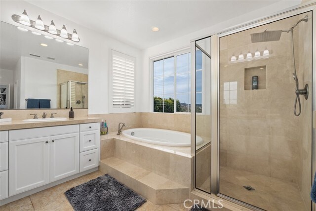 Building Photo - 24571 Summerland Cir