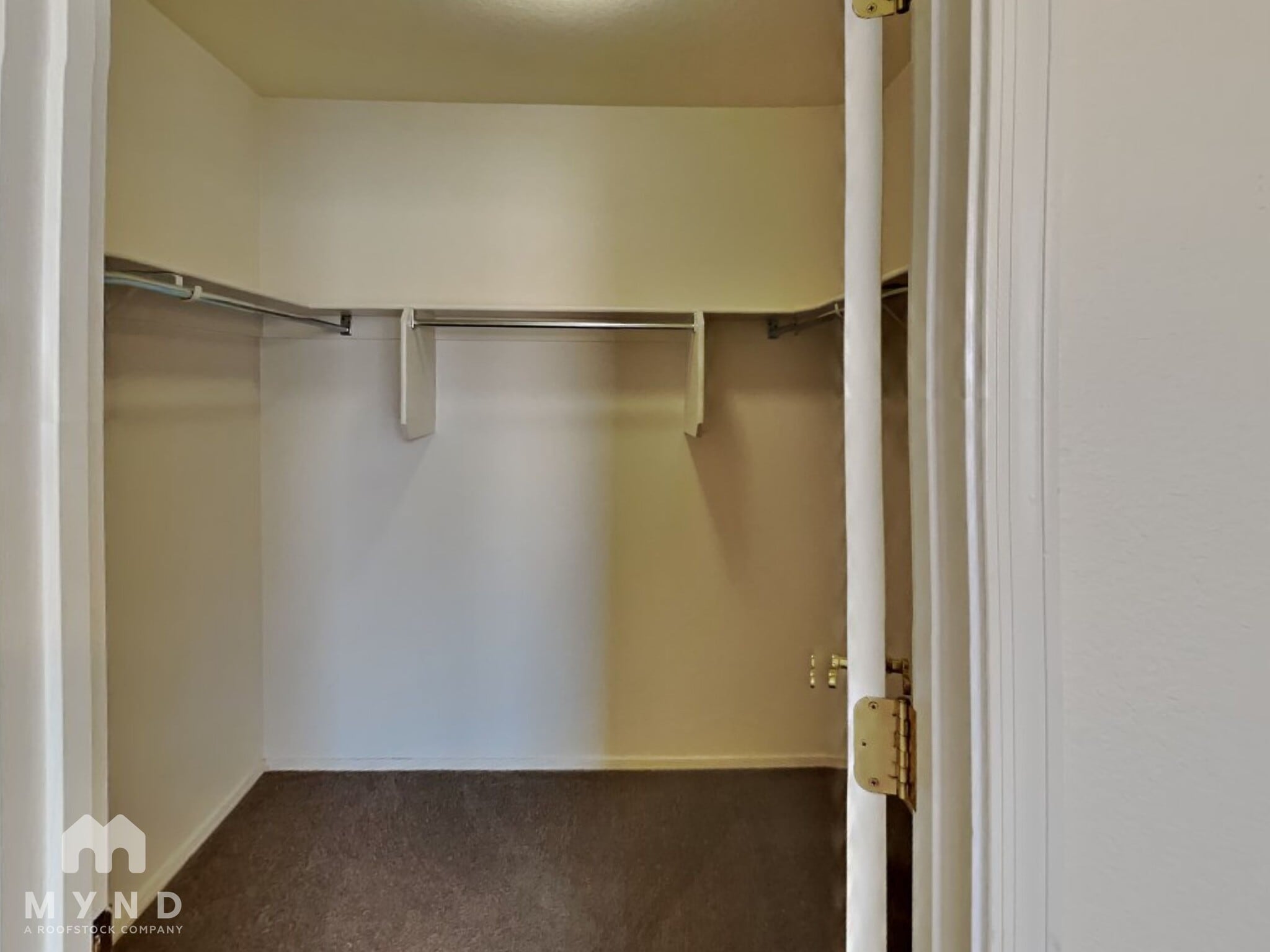 Building Photo - 4230 E Deer Dancer Way