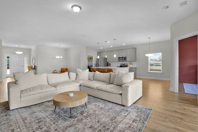 Building Photo - Spacious 5BR/3BA Home with Lagoon View on Quiet Cul-de-Sac!