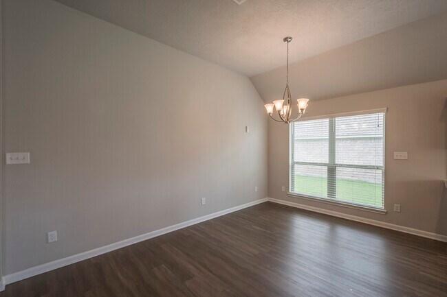 Building Photo - 7418 Masters Dr