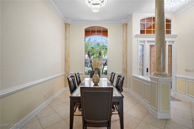 Building Photo - 5024 SW 8th Pl