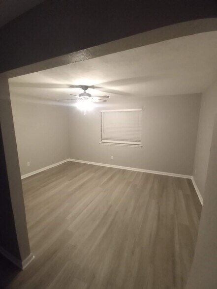 Building Photo - 1518 Willow Bend Way