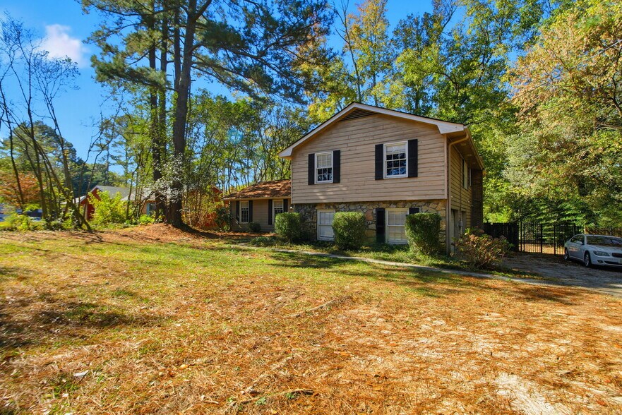 Building Photo - 1805 Highpoint Rd