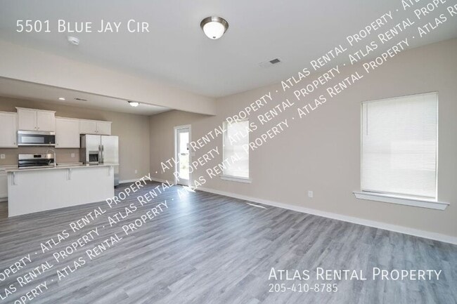 Building Photo - 5501 Blue Jay Cir