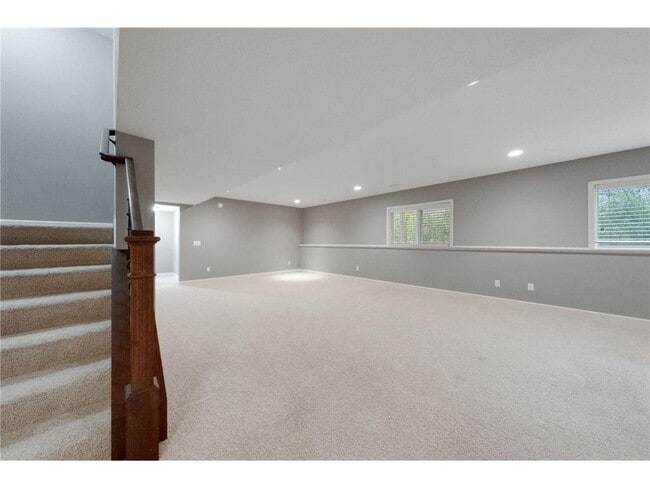 Building Photo - 16810 51st Pl N