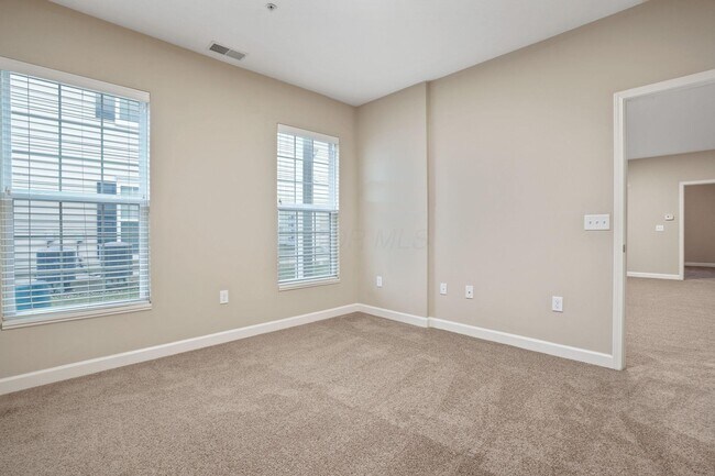 Building Photo - 5119 Foxtail Pine St