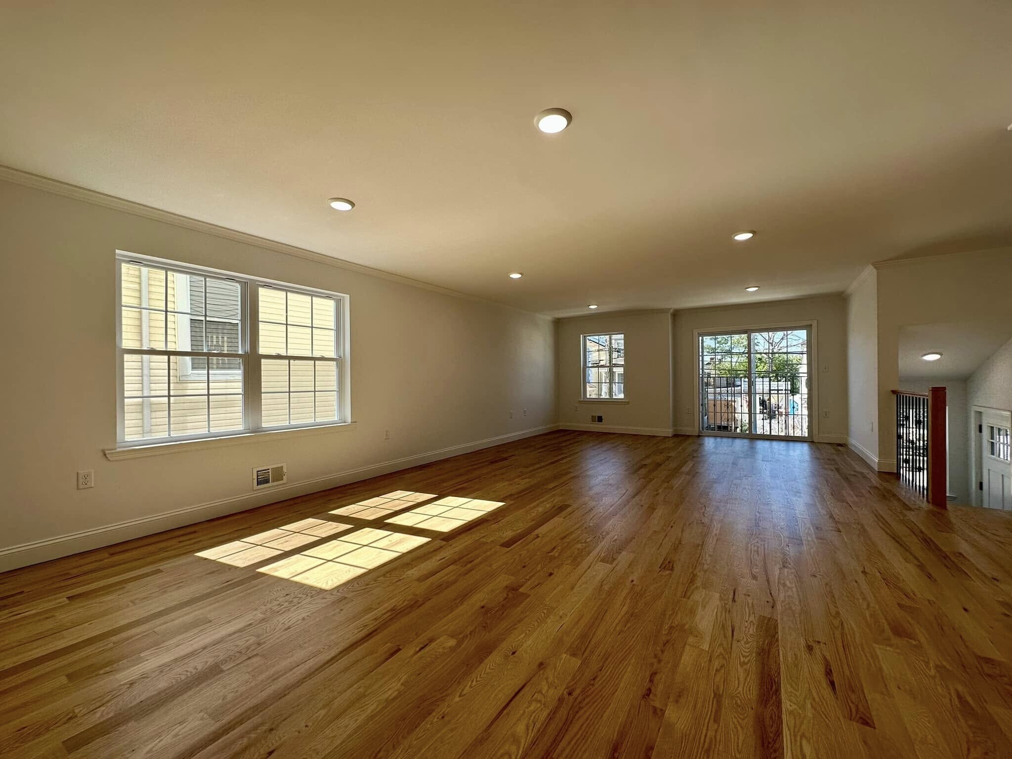 Building Photo - 139 Court St